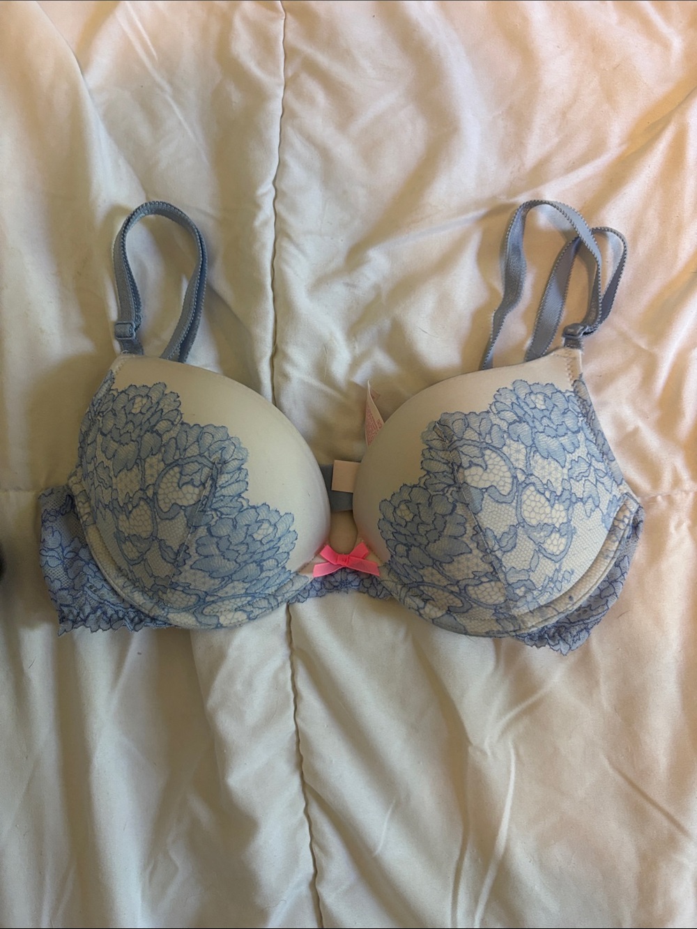 Victoria's Secret Cream and Light Blue Lace Push-Up Bra